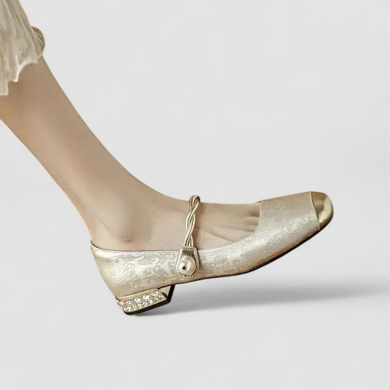Camilla | Scarpe Mary Jane in Raso con Tacco Gioiello