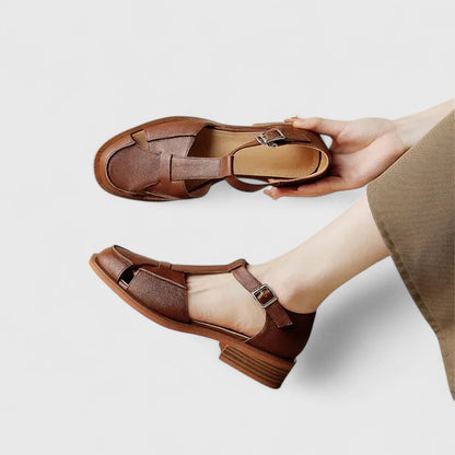 Giorgia | Sandali Chiusi con Cinturino