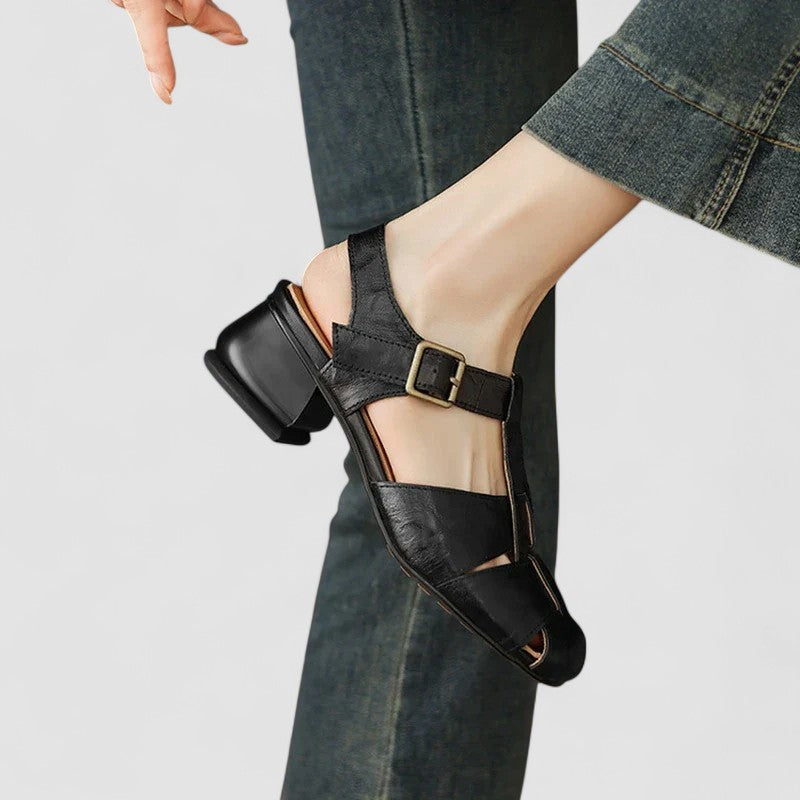 Francesca | Scarpe Mary Jane Traforate con Tacco