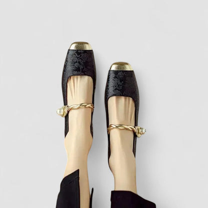 Camilla | Scarpe Mary Jane in Raso con Tacco Gioiello