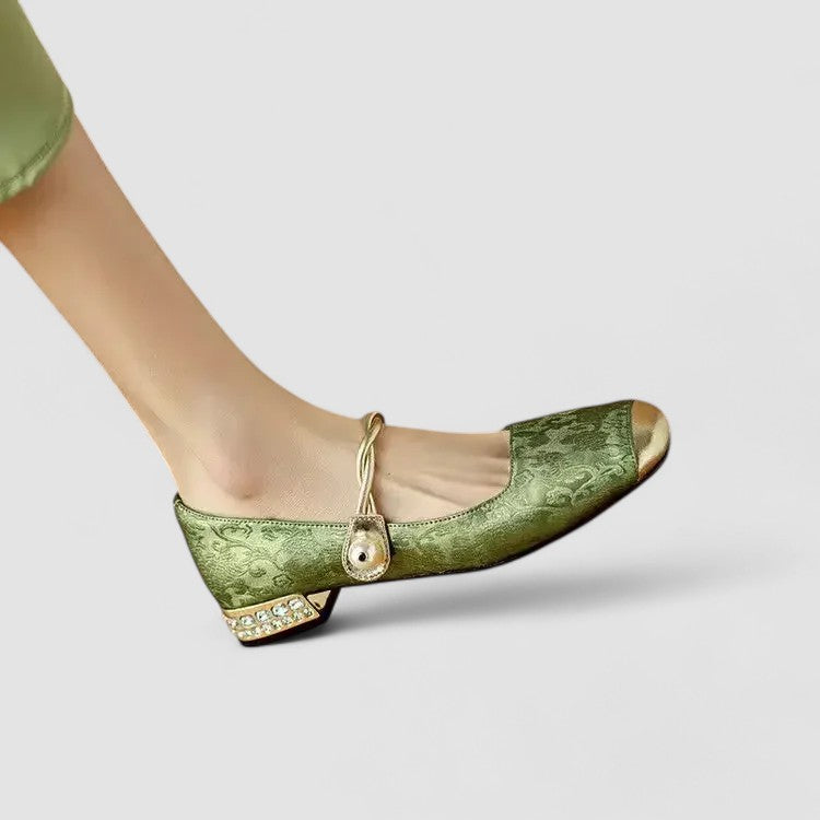 Camilla | Scarpe Mary Jane in Raso con Tacco Gioiello
