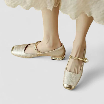Camilla | Scarpe Mary Jane in Raso con Tacco Gioiello