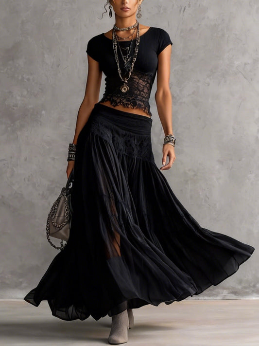 Completo Con Top Nero In Pizzo Trasparente E Gonna Maxi Plissettata